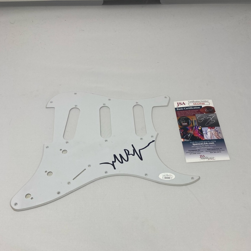 Jeff Bridges signed Electric Pickguard JSA COA‎